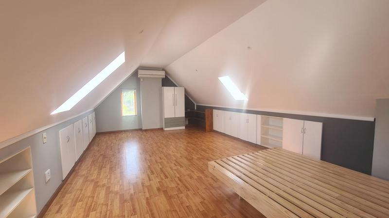 To Let 3 Bedroom Property for Rent in Pinelands Western Cape